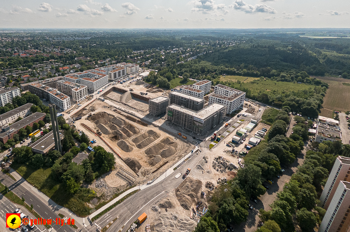 07.06.2023 - Aktuelle Luftbilder aus dem Alexisquartier und Pandion Verde in Neuperlach in München